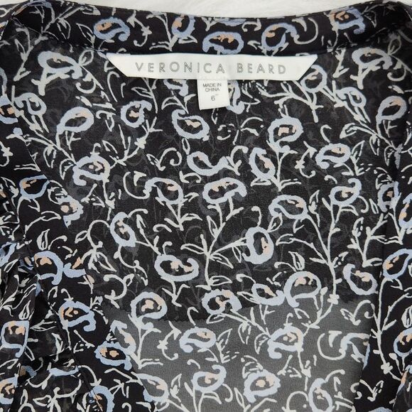 Veronica Beard -561 Silk Buttoned Ruffle Blouse Long Sleeve Navy and Gold Size 6 - Picture 6 of 12